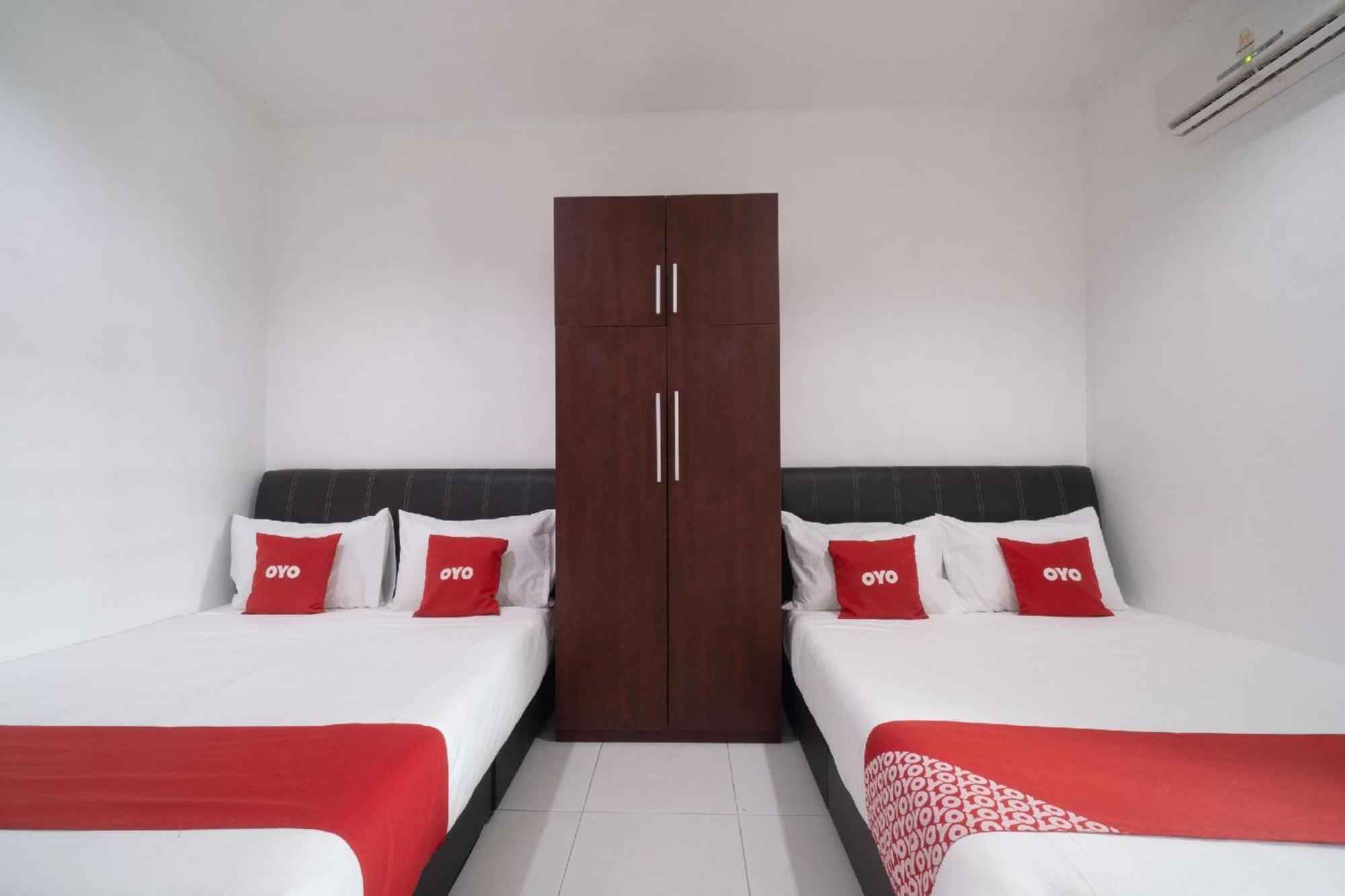 Oyo 91089 Motel Fasa 2B Seri Manjung Esterno foto