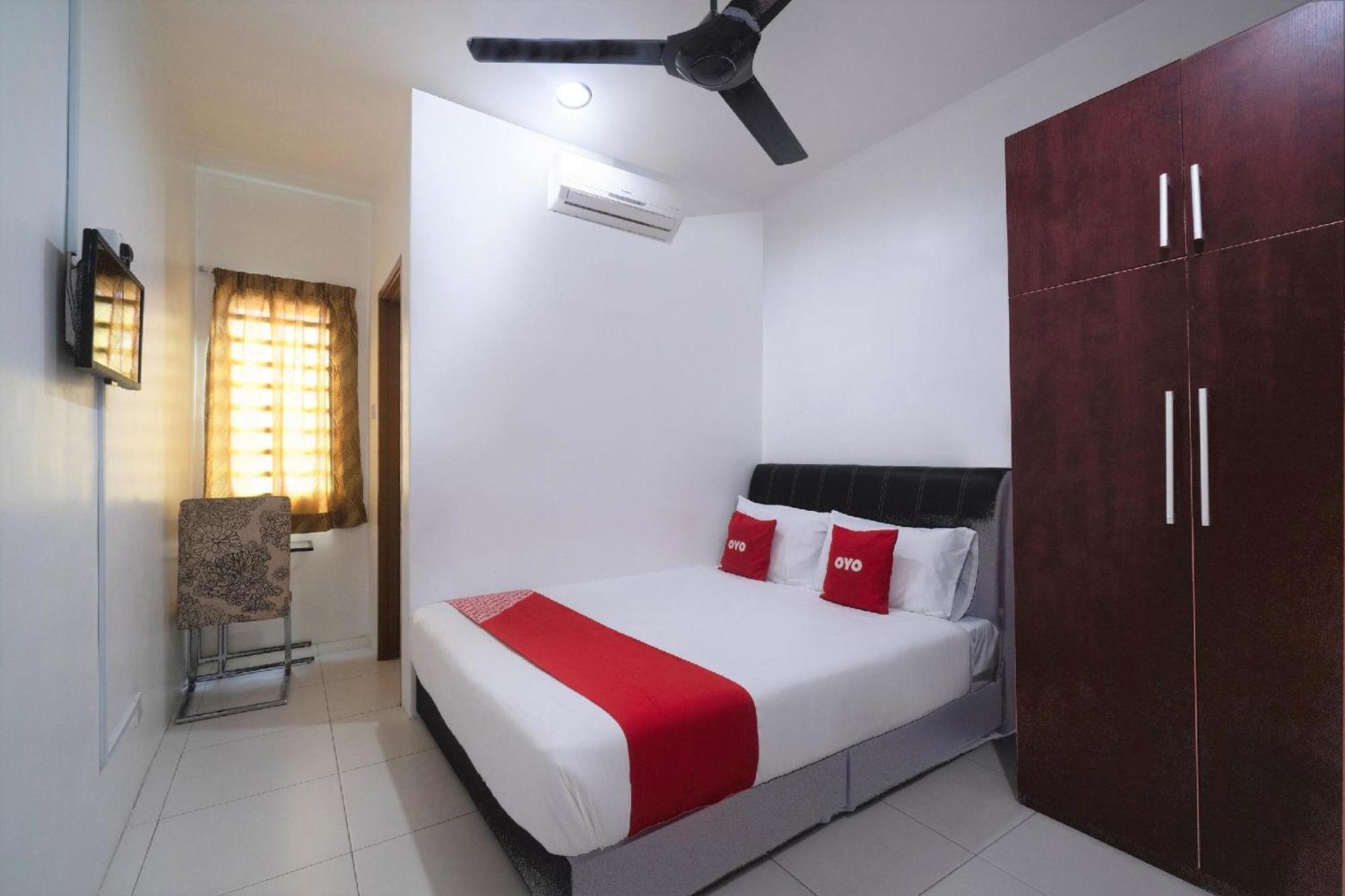 Oyo 91089 Motel Fasa 2B Seri Manjung Esterno foto