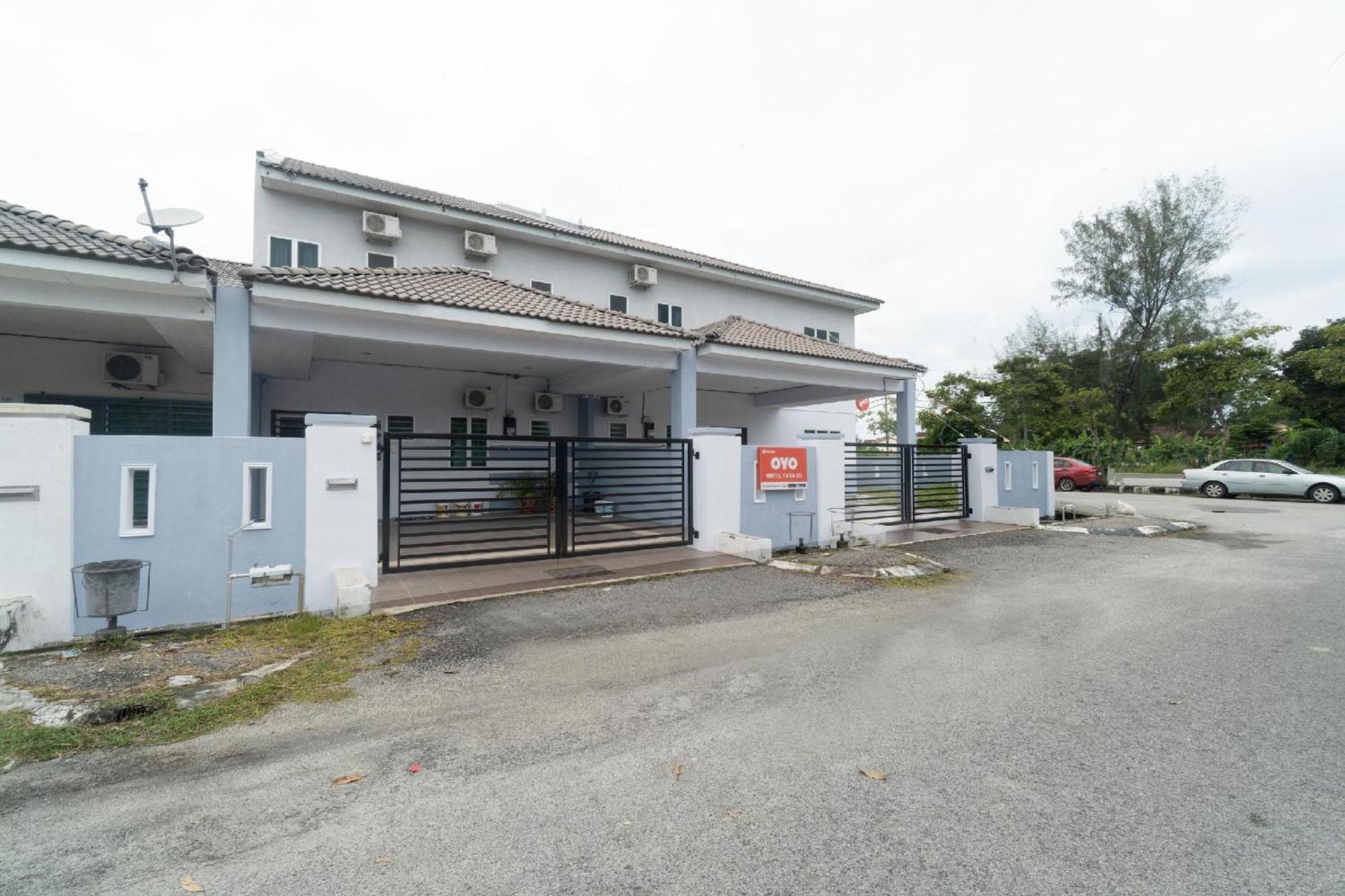 Oyo 91089 Motel Fasa 2B Seri Manjung Esterno foto